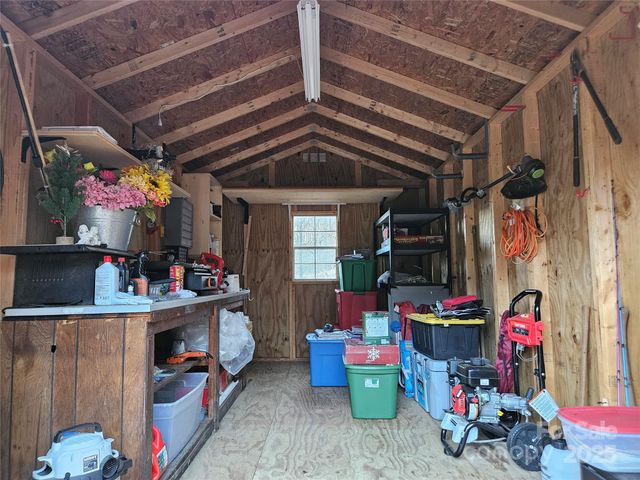 951 Cypress Court NW, Lenoir, NC 28645