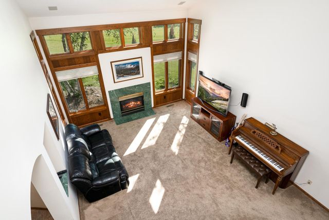 1287 Schooner Way, Woodbury, MN 55125