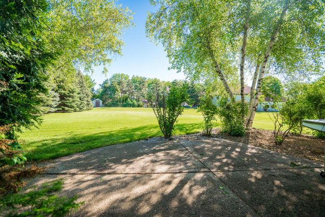 1287 Schooner Way, Woodbury, MN 55125