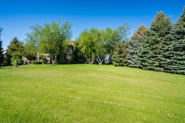 1287 Schooner Way, Woodbury, MN 55125