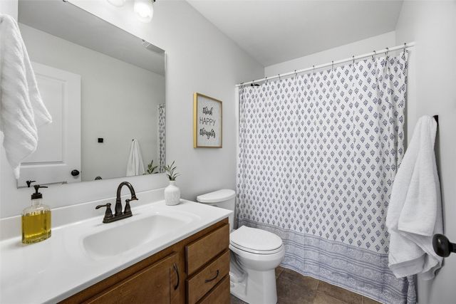 19 Eversull Lane, Iowa City, IA 52245