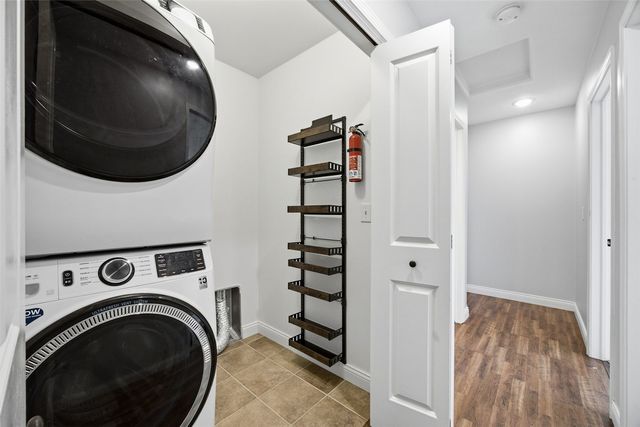 19 Eversull Lane, Iowa City, IA 52245