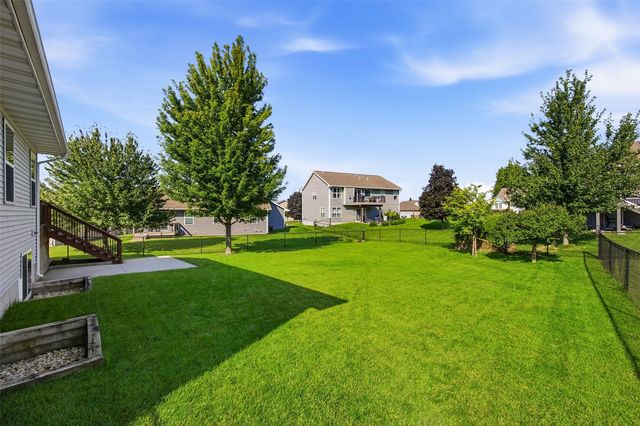 19 Eversull Lane, Iowa City, IA 52245