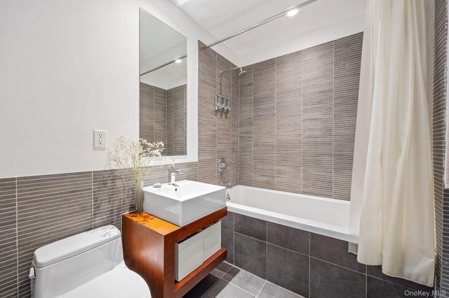 242 S 1st Street, Brooklyn, NY 11211