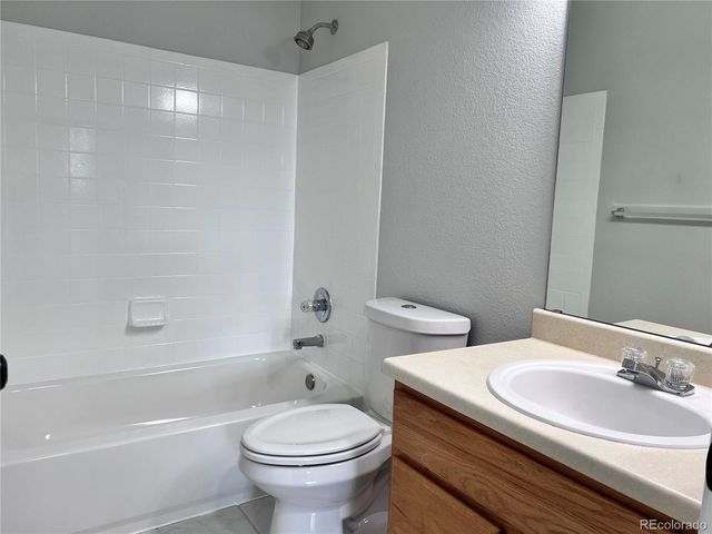 9745 Gatesbury Circle, Littleton, CO 80126