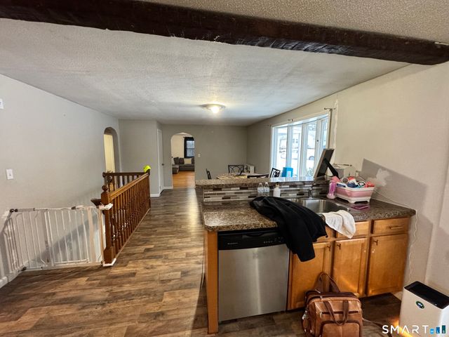 10 Hamilton Court, Enfield, CT 06082