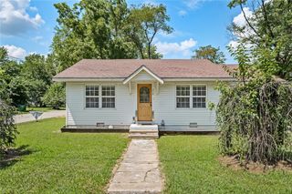 394 W 1st Street, Centerton, AR 72719