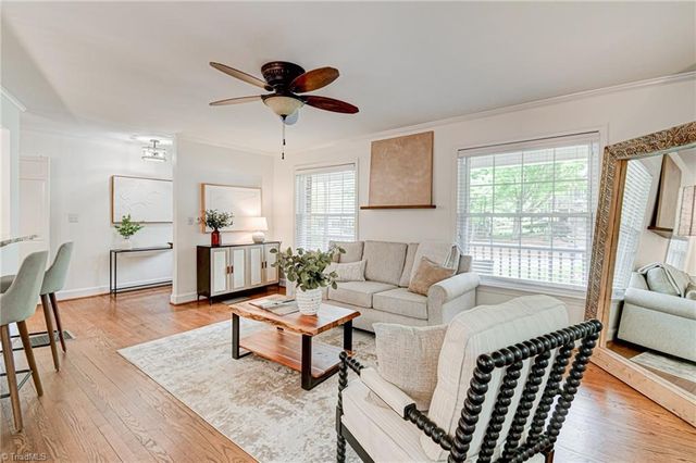2832 Kensington Road, Winston-salem, NC 27106