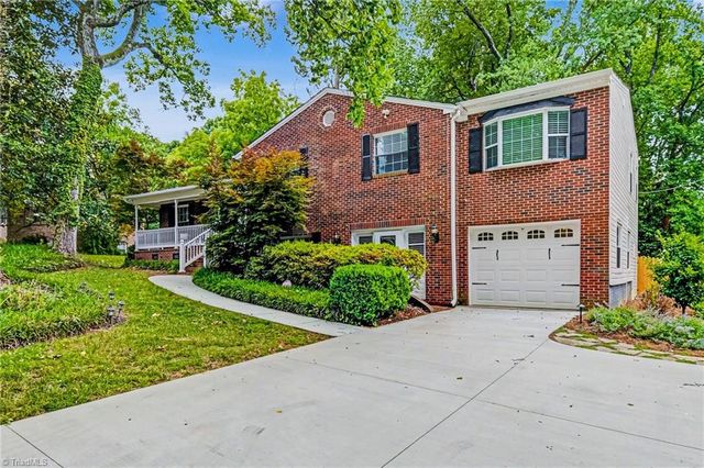 2832 Kensington Road, Winston-salem, NC 27106