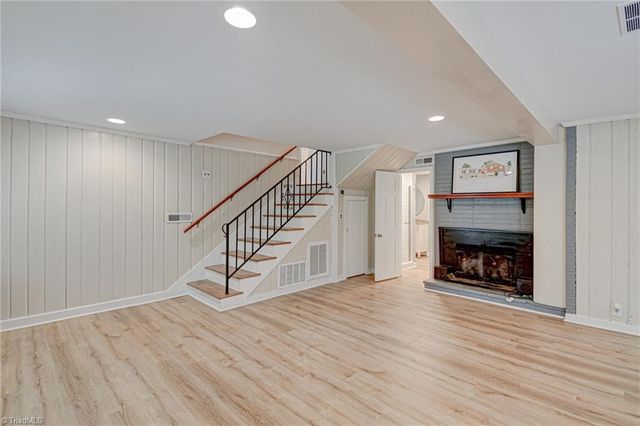2832 Kensington Road, Winston-salem, NC 27106