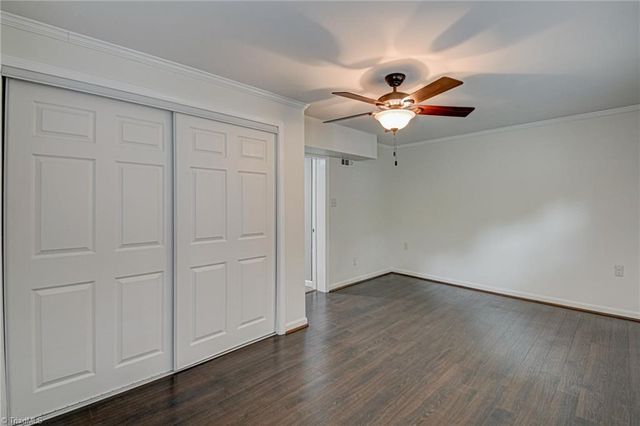 2832 Kensington Road, Winston-salem, NC 27106