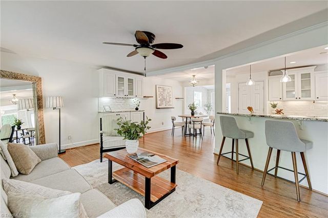 2832 Kensington Road, Winston-salem, NC 27106