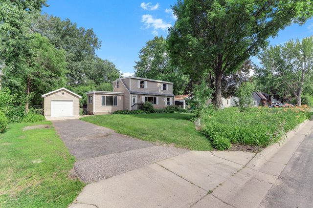5386 Clifton Drive, Mounds View, MN 55112