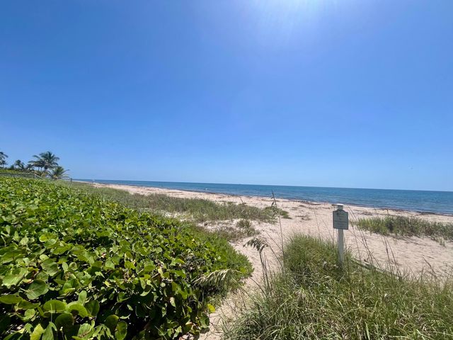 14 Tropical Drive, Ocean Ridge, FL 33435