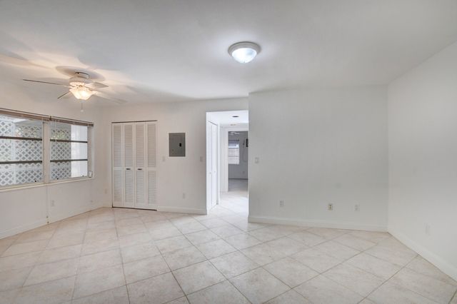 14 Tropical Drive, Ocean Ridge, FL 33435