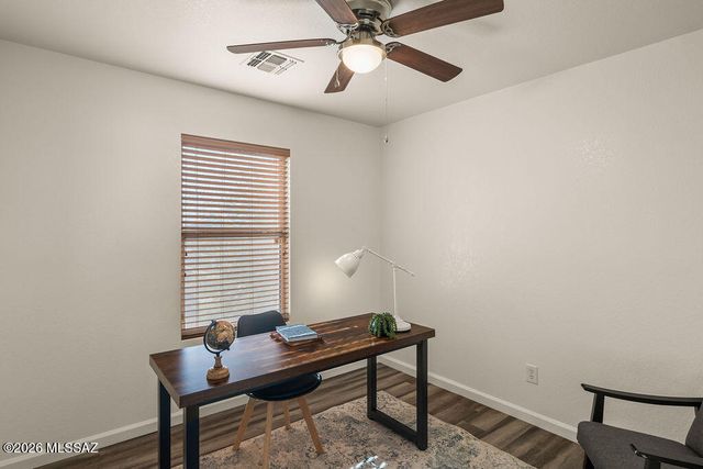 6877 S Goshawk Drive, Tucson, AZ 85756