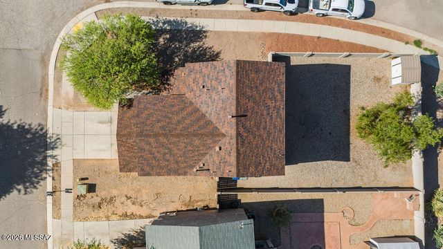 6877 S Goshawk Drive, Tucson, AZ 85756