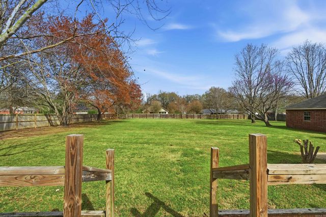 39 Haley Circle, Conway, AR 72032