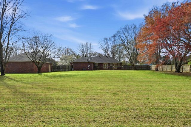 39 Haley Circle, Conway, AR 72032
