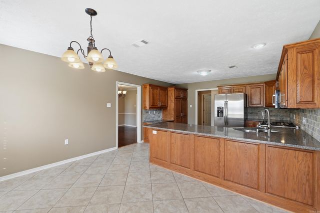 39 Haley Circle, Conway, AR 72032