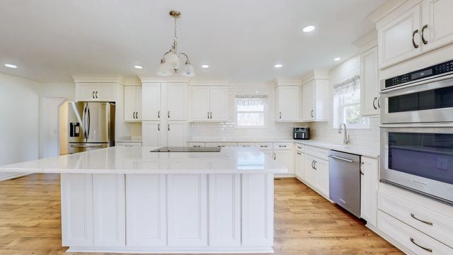 120 Three Forks Bridge Rd, Wartrace, TN 37183