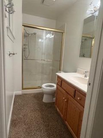 2445 S Memory Street, Visalia, CA 93277