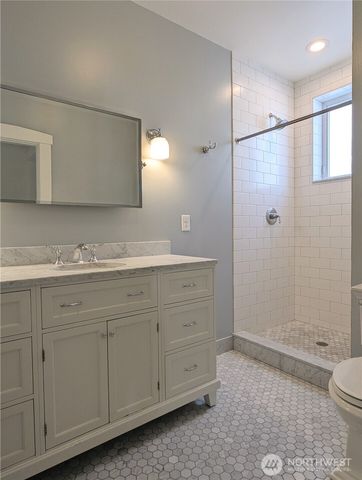 1713 33rd Avenue, Seattle, WA 98122