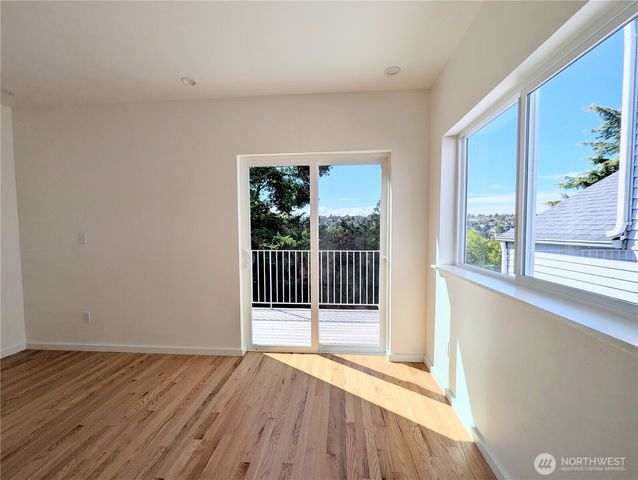 1713 33rd Avenue, Seattle, WA 98122