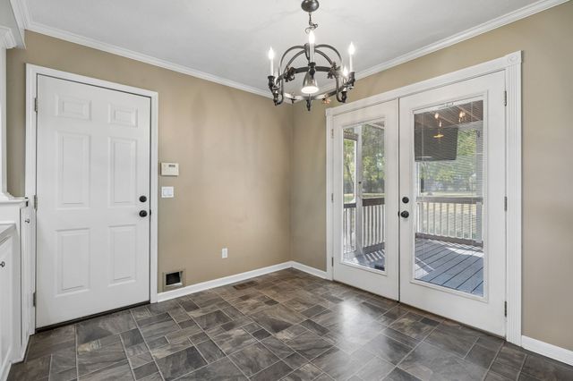 554 Douglas Bend Rd, Gallatin, TN 37066