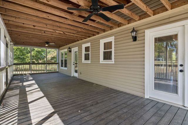 554 Douglas Bend Rd, Gallatin, TN 37066
