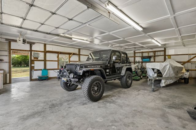 554 Douglas Bend Rd, Gallatin, TN 37066