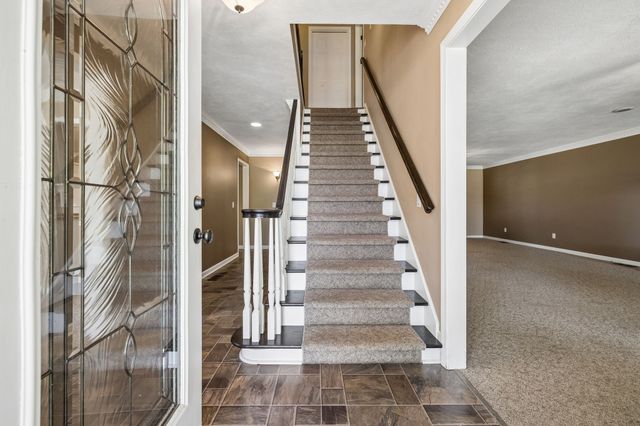 554 Douglas Bend Rd, Gallatin, TN 37066