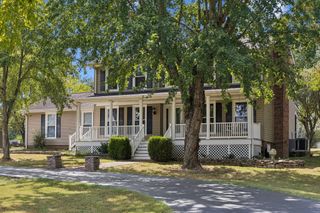 554 Douglas Bend Rd, Gallatin, TN 37066