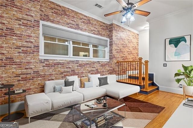 395 Laurent Street NW 4, Atlanta, GA 30318