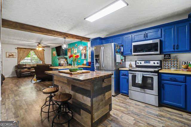 106 Granite Street, Hogansville, GA 30230