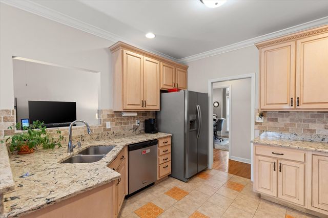 8789 Allie Dan Court, Ooltewah, TN 37363