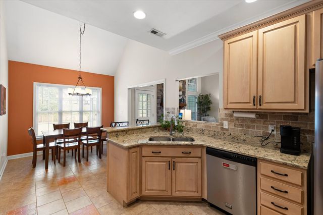 8789 Allie Dan Court, Ooltewah, TN 37363