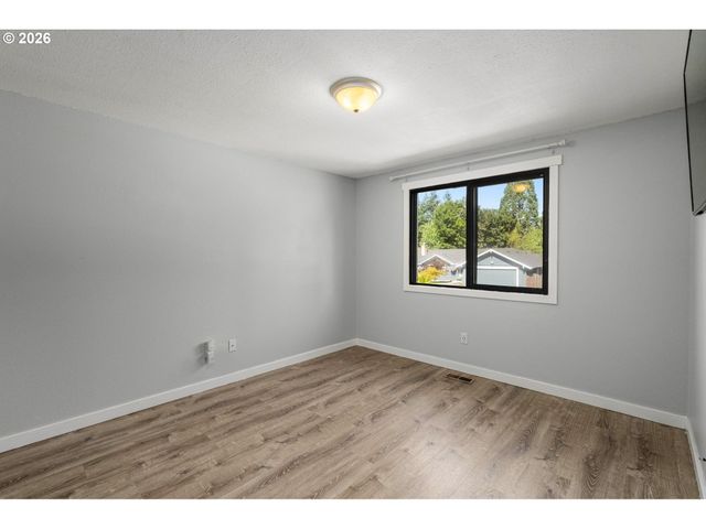 1410 Se 121ST Ave, Vancouver, WA 98683