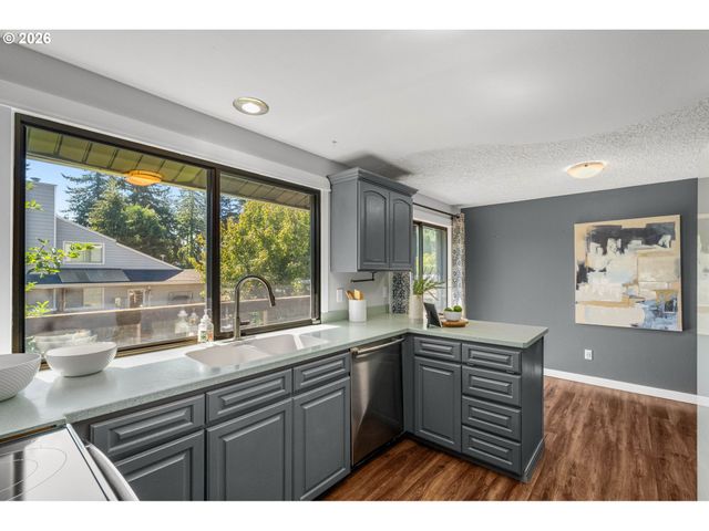 1410 Se 121ST Ave, Vancouver, WA 98683