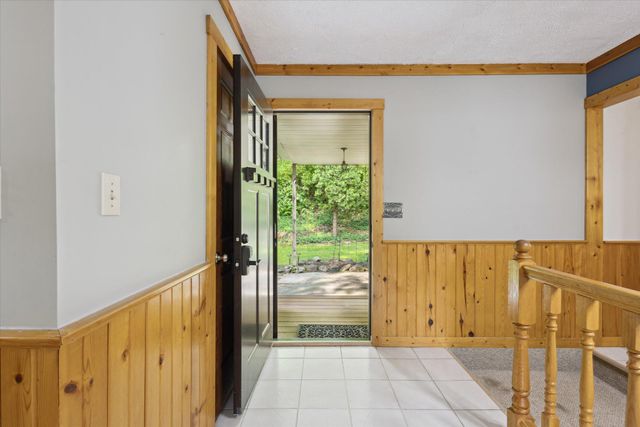 6860 Ashley Avenue NE, Belding, MI 48809