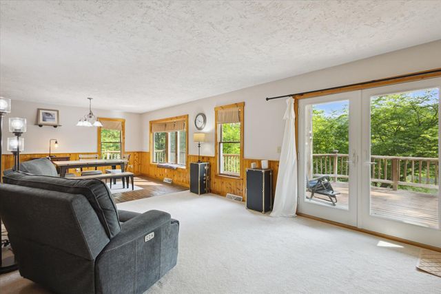 6860 Ashley Avenue NE, Belding, MI 48809