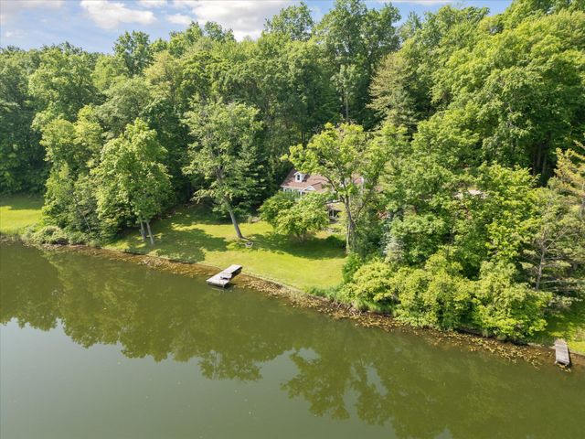 6860 Ashley Avenue NE, Belding, MI 48809