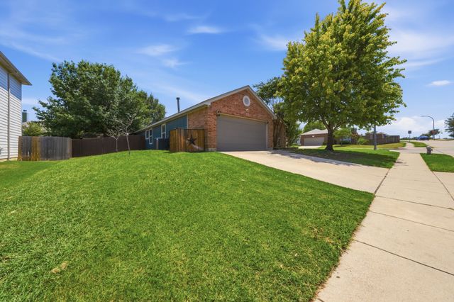 14016 Cedar Post Drive, Fort Worth, TX 76052