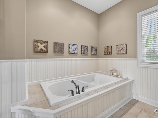 5995 S Woodstrail Dr 57 Drive, Columbia City, IN 46725