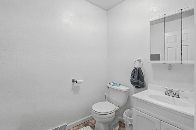 137 E 7th Street, Coal Valley, IL 61240