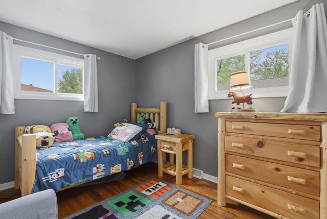 137 E 7th Street, Coal Valley, IL 61240