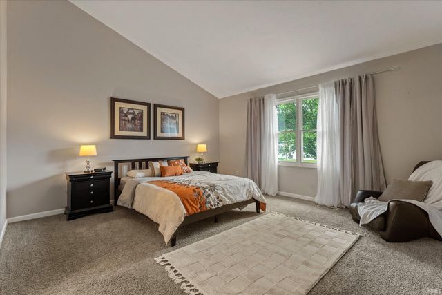 6125 Lansdown Court, South Bend, IN 46614