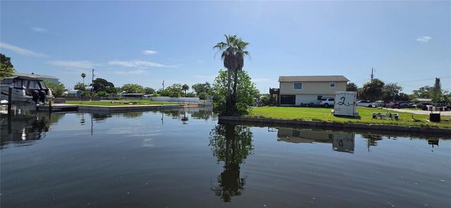 13324 CAROL DRIVE, Hudson, FL 34667