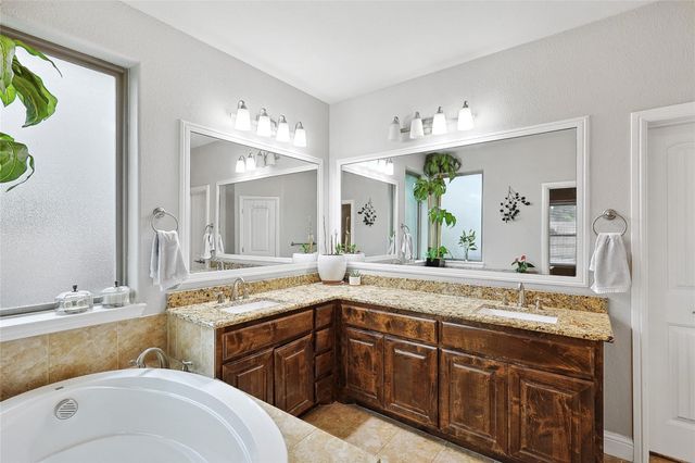 342 W Huffman Street, Krum, TX 76249