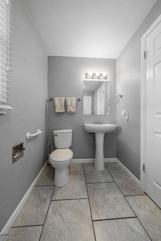 638 SUNNYCREST STREET, Green Bay, WI 54302